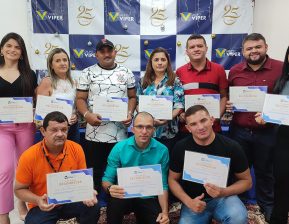 Grupo Viper homenageia colaboradores no Programa Reconhecer